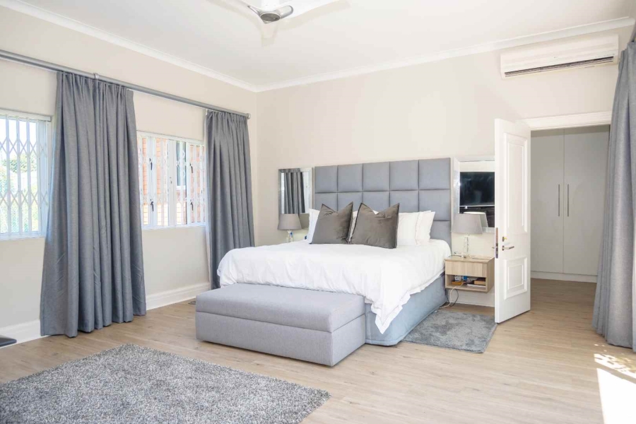 5 Bedroom Property for Sale in Walmer Eastern Cape